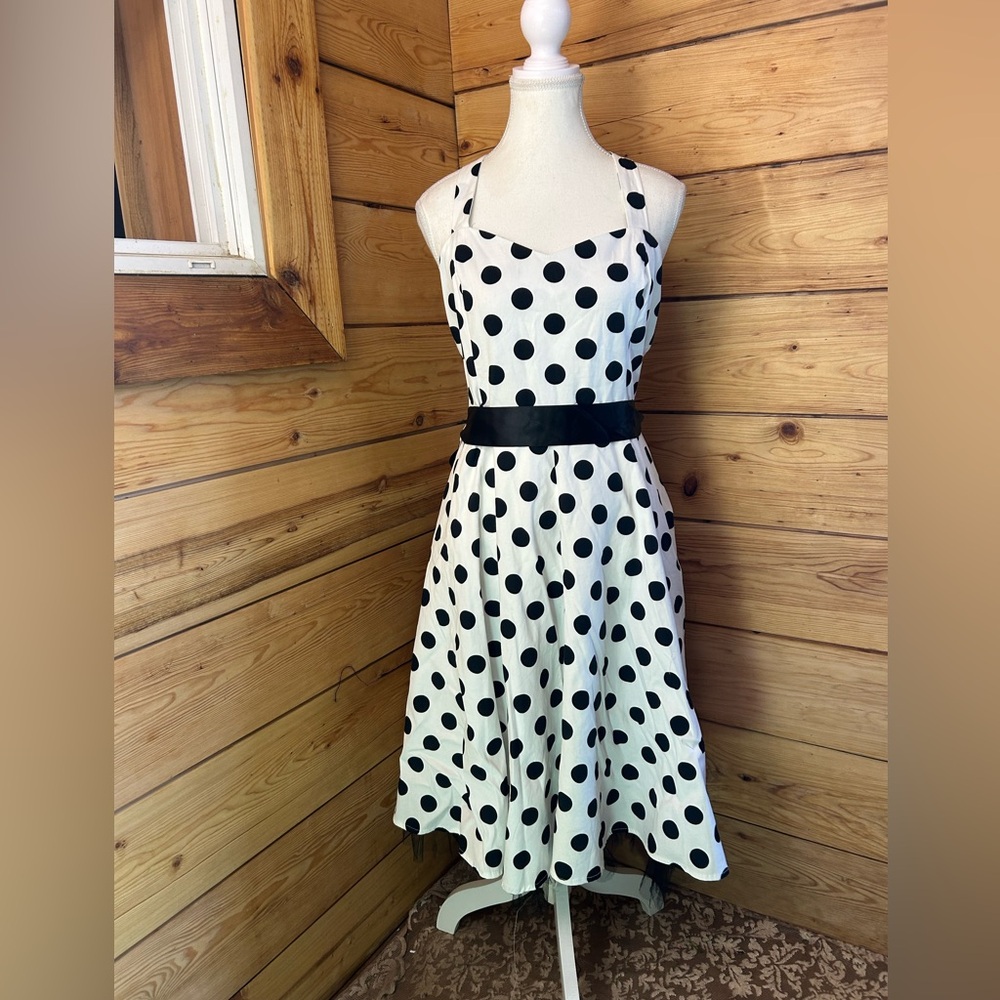 Vintage Polka Dot Halter Swing Dress Women Size‎ 14 White Black Hearts & Roses